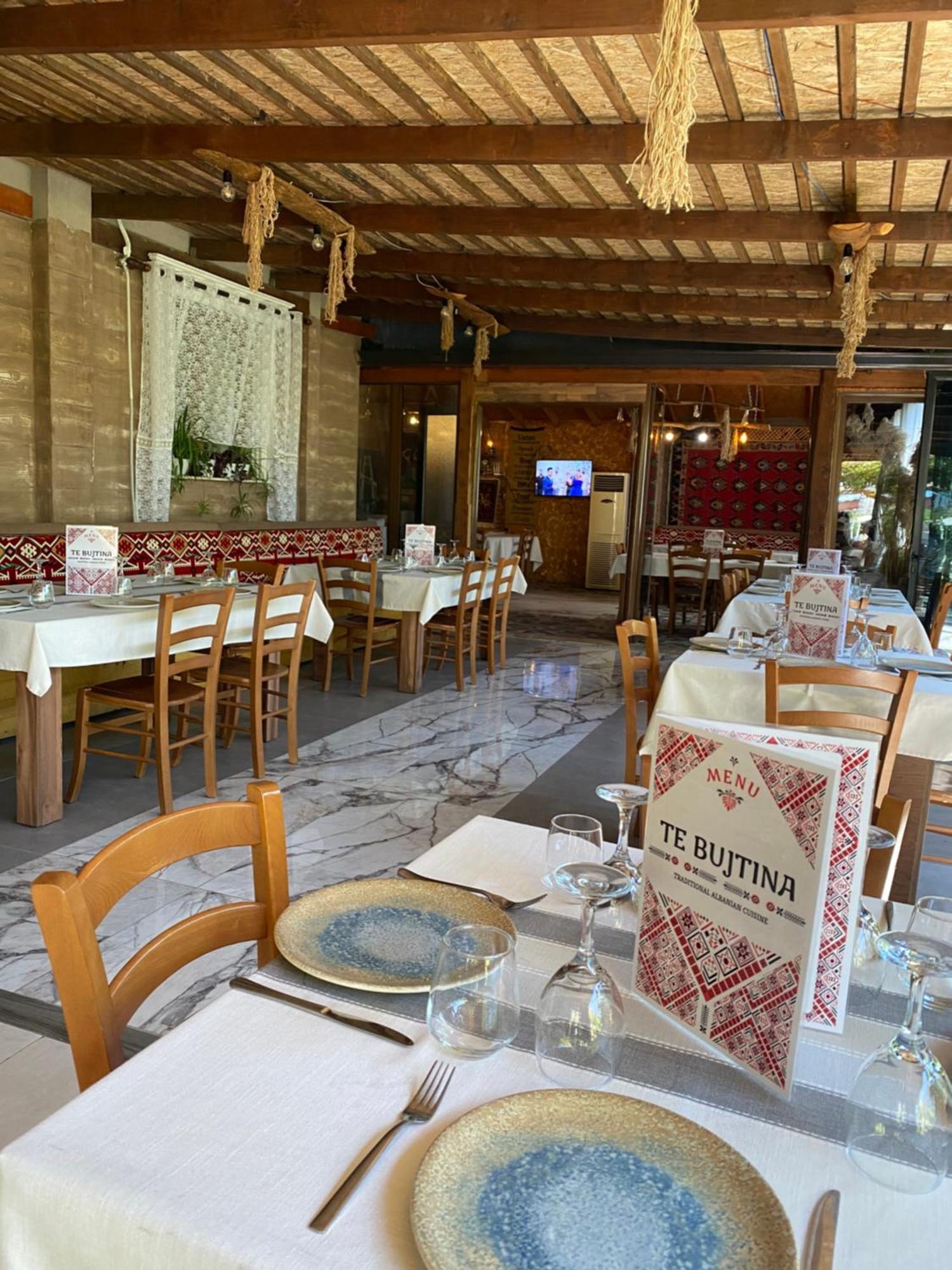 Te Bujtina Hotel- Cozy Stay With Traditional Breakfast Near Beach Голем Экстерьер фото